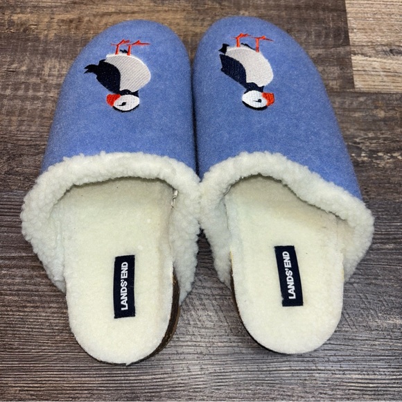Lands’ End Blue Puffin Bird Sherpa Lined Faux Fur Slip On Slippers Women's 9 - Picture 4 of 5